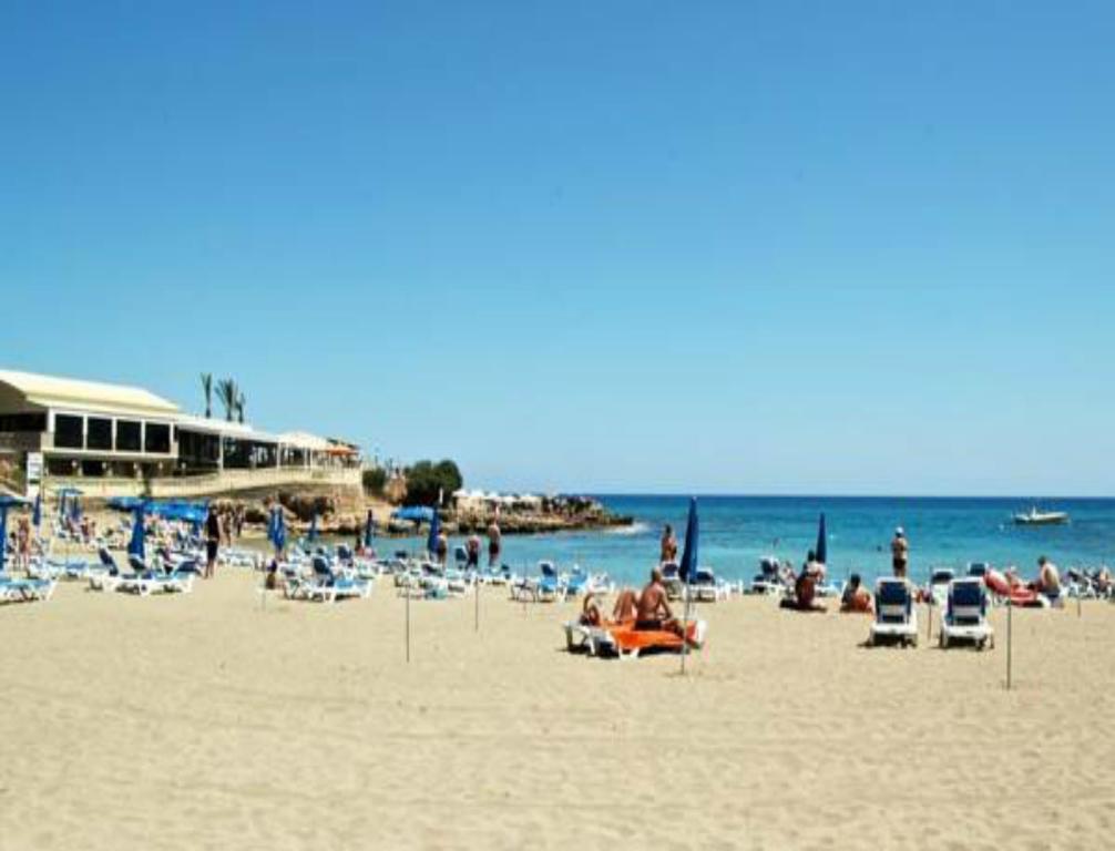Athena Beach Villas Протарас Экстерьер фото