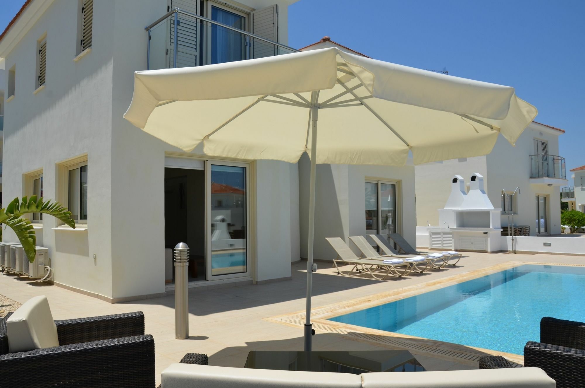 Athena Beach Villas Протарас Экстерьер фото