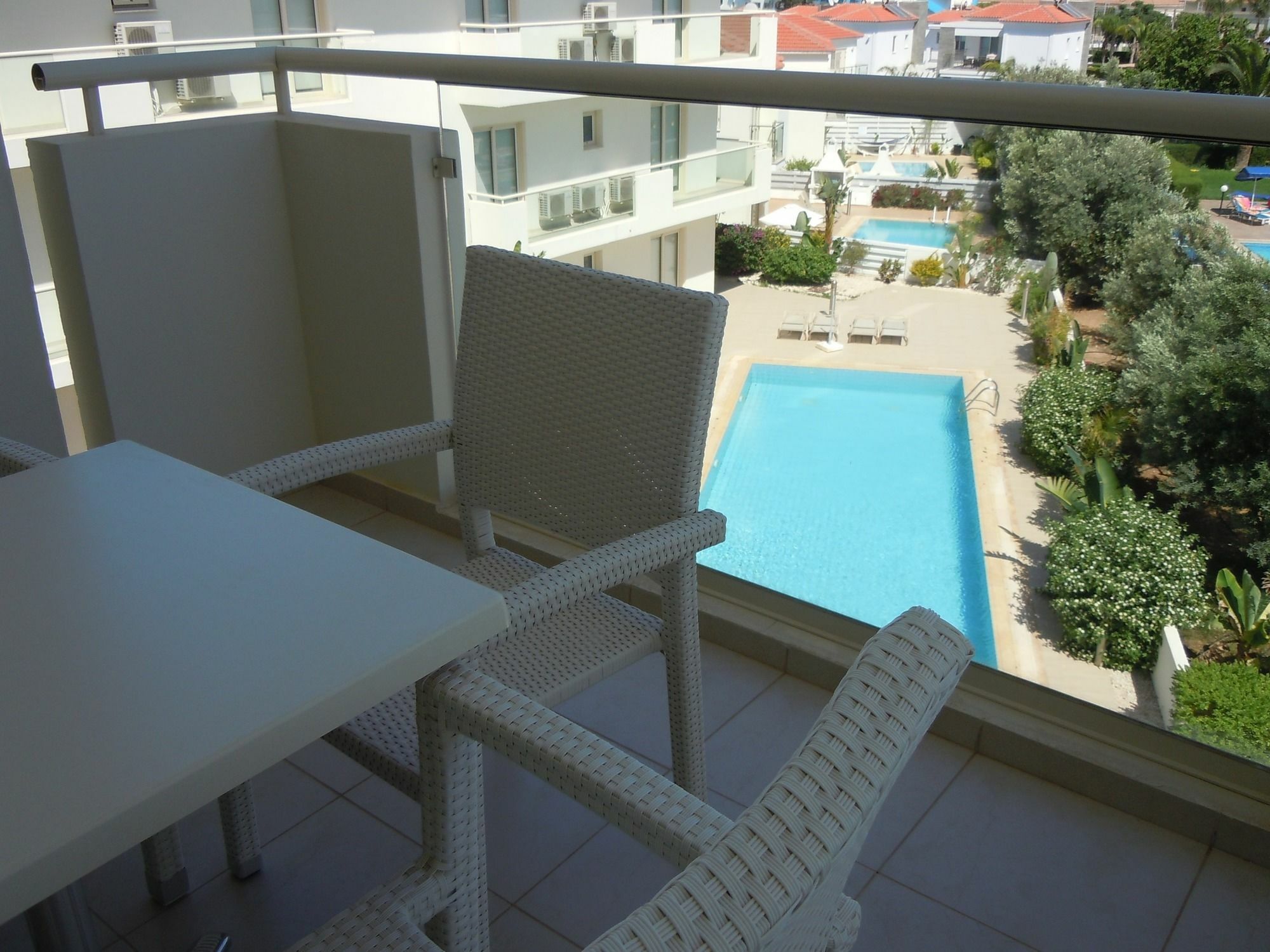 Athena Beach Villas Протарас Экстерьер фото