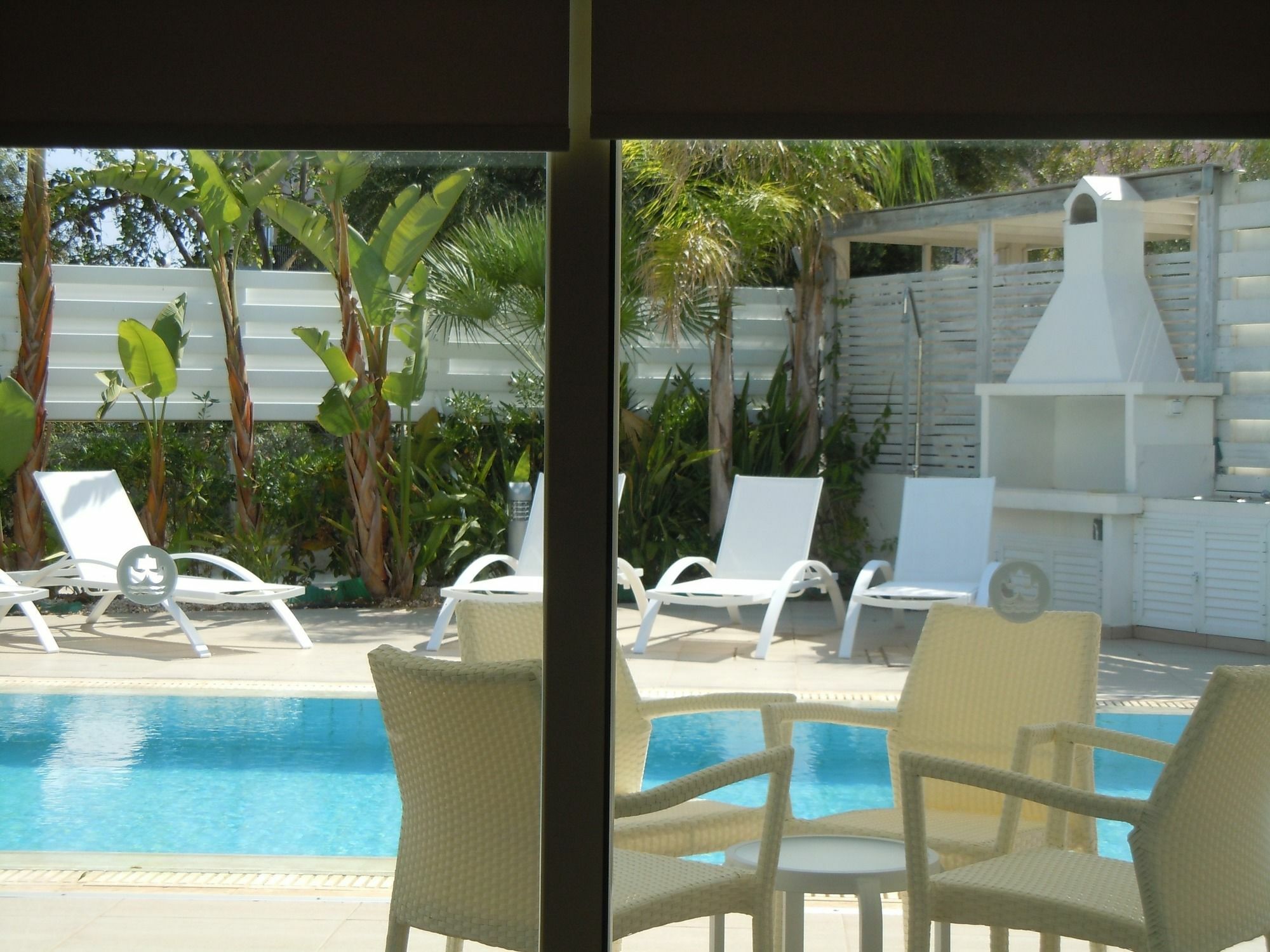 Athena Beach Villas Протарас Экстерьер фото