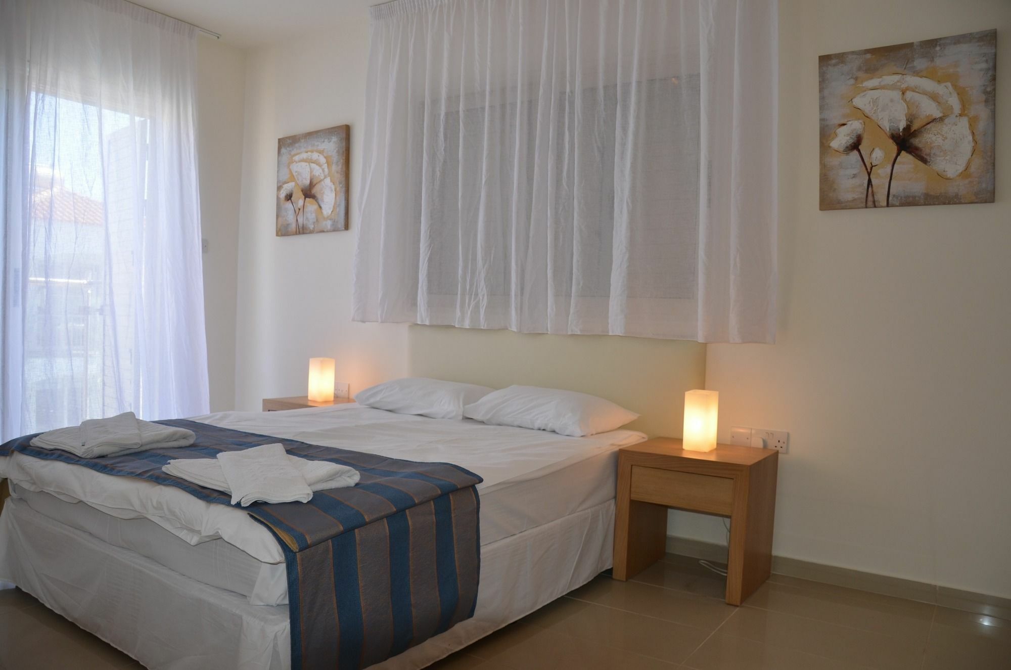 Athena Beach Villas Протарас Экстерьер фото
