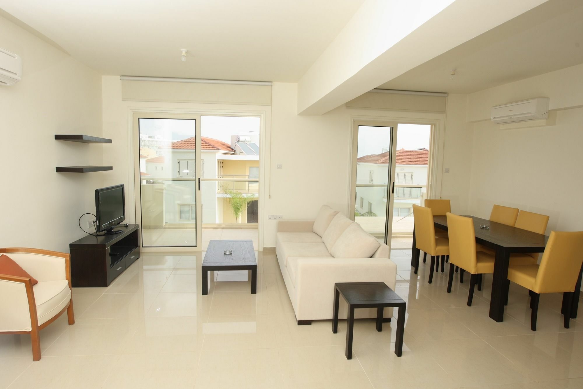Athena Beach Villas Протарас Экстерьер фото